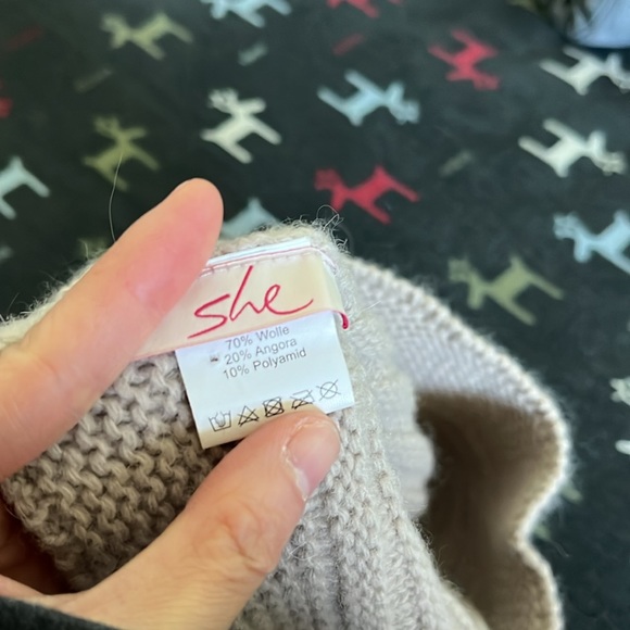 Light Pink Pom-Pom Beanie - Picture 2 of 2